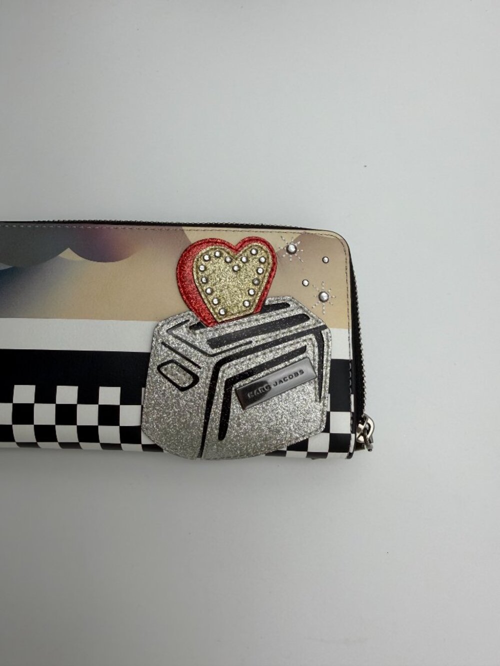 NEW Marc Jacobs Zip Around Wallet - Picture 2 of 6